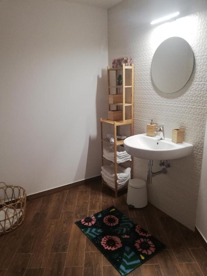 Apartment Mymara No3